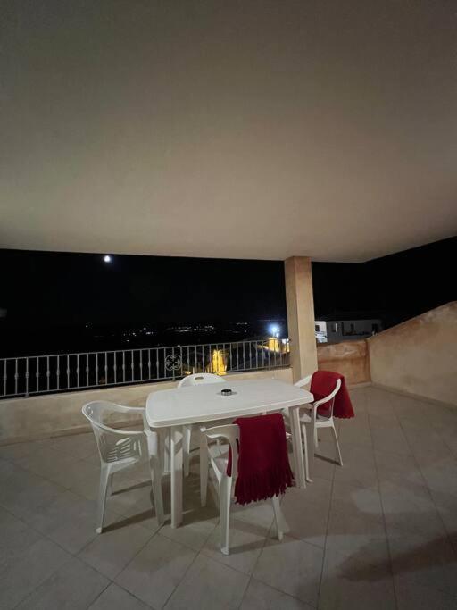 Casa Smeralda - Piscina E Vista Sul Mare! Trinita d'Agultu e Vignola Exterior photo